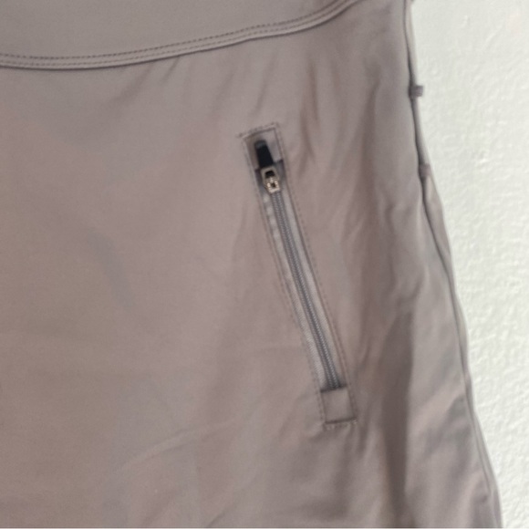 LouKieth Gray Mini Skater Skirt for Athletic Wear - Picture 2 of 5